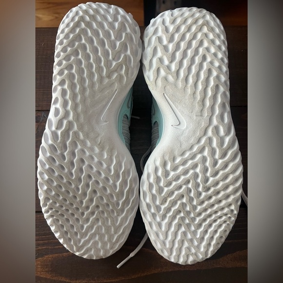 Women’s Nike Renew Arena Trainers Size 9 - Picture 6 of 7